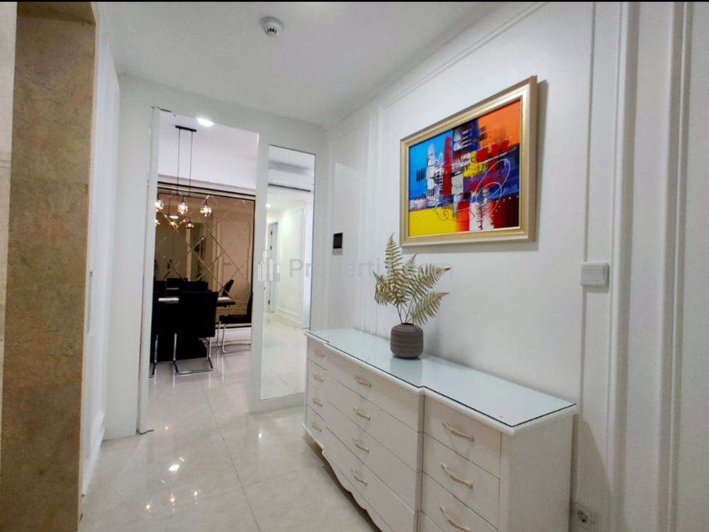 SPECIAL UNIT Sewa Apartemen Taman Anggrek Residences -  3+1 BR Full Furnished