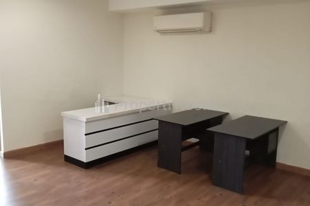 Sewa Ruang Kantor / Office Space Murah Semi Furnished di The Mansion Bougenvile Fontana – Kemayoran Jakarta Utara