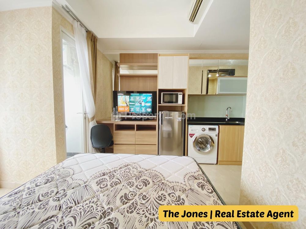 Dijual Apartemen Menteng Park - Studio Full Furnished, dekat Taman Ismail Marzuki - Kode 085