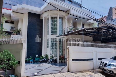 Jual Rumah Hook 2 Lantai Mewah Siap Huni Full Furnished di Pegangsaan Dua Kelapa Gading Jakarta Utara