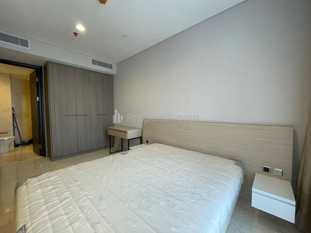 NEW!! Sewa/Jual Apartemen Ciputra World 2 Jakarta Tower Residence - 1 BR + Study Room Full Furnished