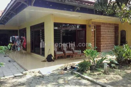 Dijual Rumah Cocok untuk Usaha dan Kantor di Pinggir Jalan Kota dekat Pamanukan Hilir Kabupaten Subang