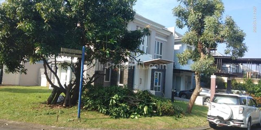 Jual Rumah Hoek Exclusive di Kota Wisata Cibubur Cluster Coastvilla
