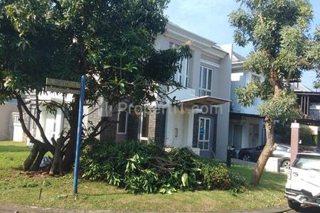 Jual Rumah Hoek Exclusive di Kota Wisata Cibubur Cluster Coastvilla