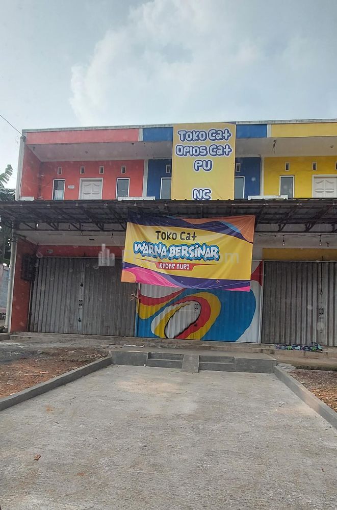 Jual Ruko 2,5 Lantai Siap Pakai SHM di Jalan Radar Auri Cibubur