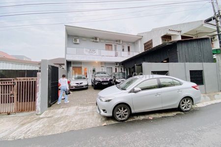 Dijual Cepat Rumah 2 Lantai di Petukangan Utara Jakarta Selatan - Cocok untuk Kantor