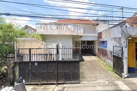 Jual Rumah 2 Lantai Luas dan Strategis di Klampis Ngasem Surabaya Timur