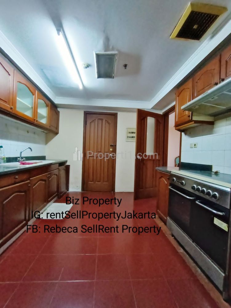 Sewa Apartemen Kusuma Candra SCBD Sudirman - 2+1 BR Furnished