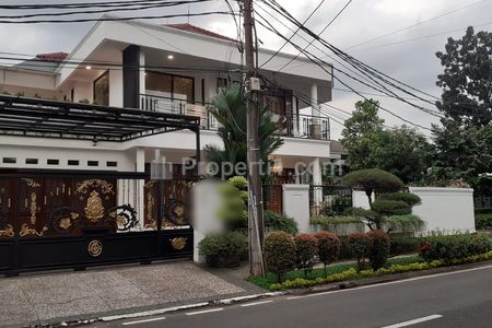 Dijual Rumah Mewah 2 Lantai di Kawasan Pondok Indah Jakarta Selatan