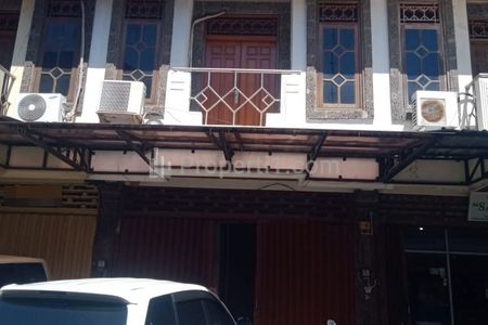 Jual Ruko 2,5 Lantai Kosong SHM di Jalan Raya Sesetan Kota Denpasar