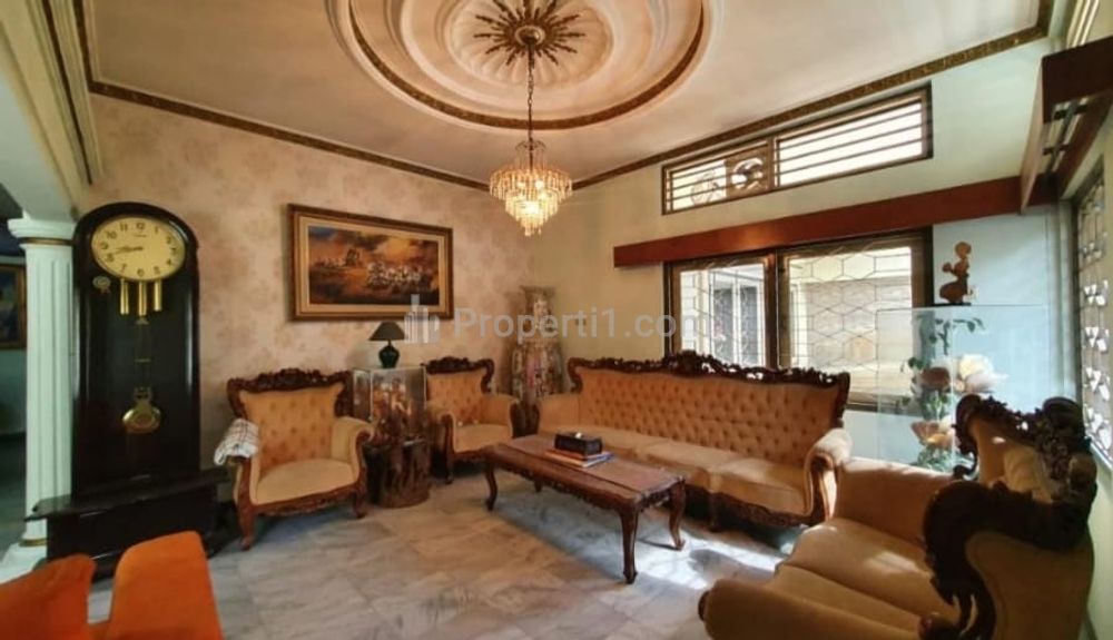 Dijual Rumah 2 Lantai Cocok untuk Kost2an / Kantor di Cempaka Putih Jakarta Pusat