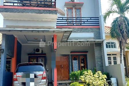 Dijual Rumah Kecil Banyak Kamar di Kota Wisata Cibubur - Hadap Timur