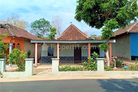 Dijual Rumah Strategis dekat Pasar Batujamus Kedawung Sragen