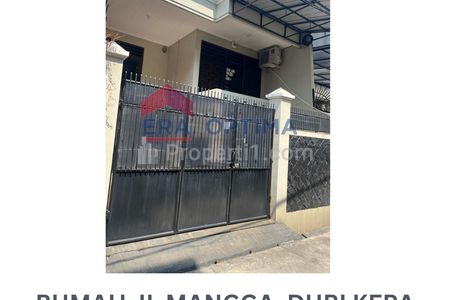Dijual Rumah Semi Furnished di Jl Mangga dekat Greenville Jakarta Barat