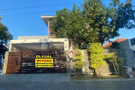 Jual Rumah di Dharmahusada Utara Surabaya - 4+1 Kamar Tidur, Hadap Selatan