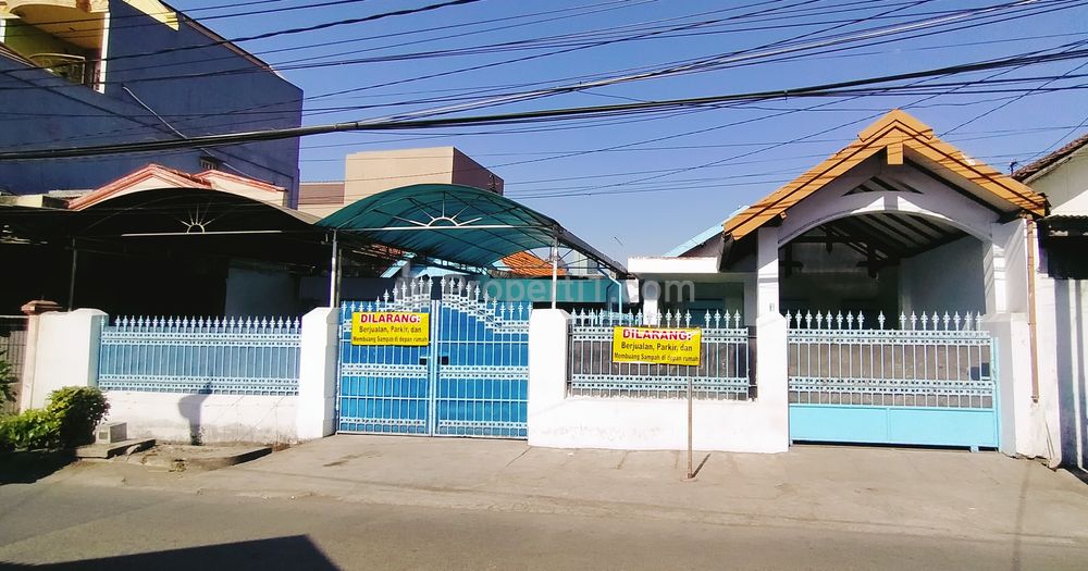 Dijual Rumah dengan Lokasi Strategis di Tegalsari Surabaya - Jalan Kampung Malang Tengah