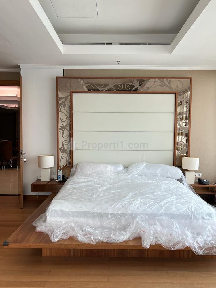 Best Unit for Rent at Apartment Kempinski Residences - 3 BR Full Furnished, Best Price