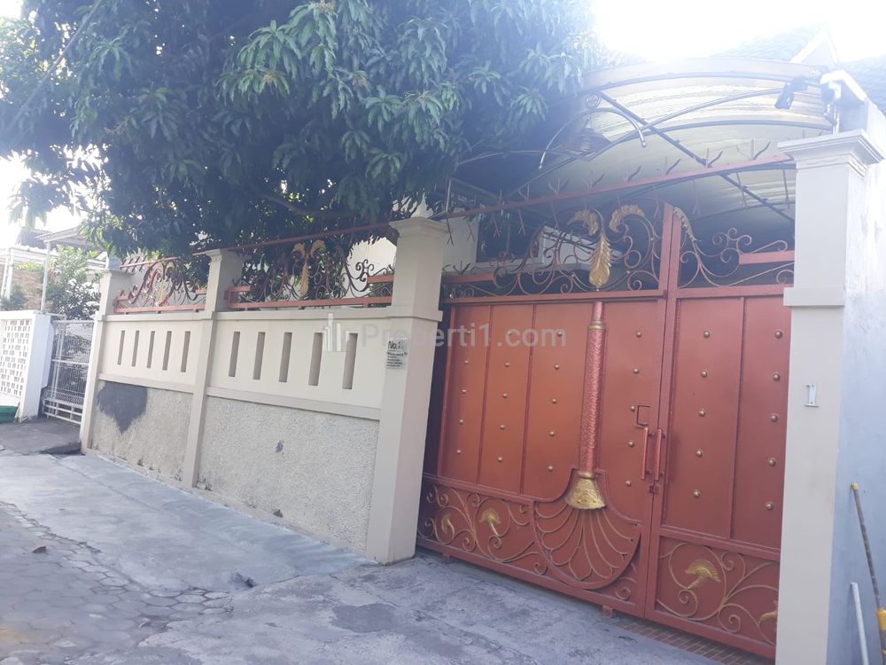 Rumah bagian depan