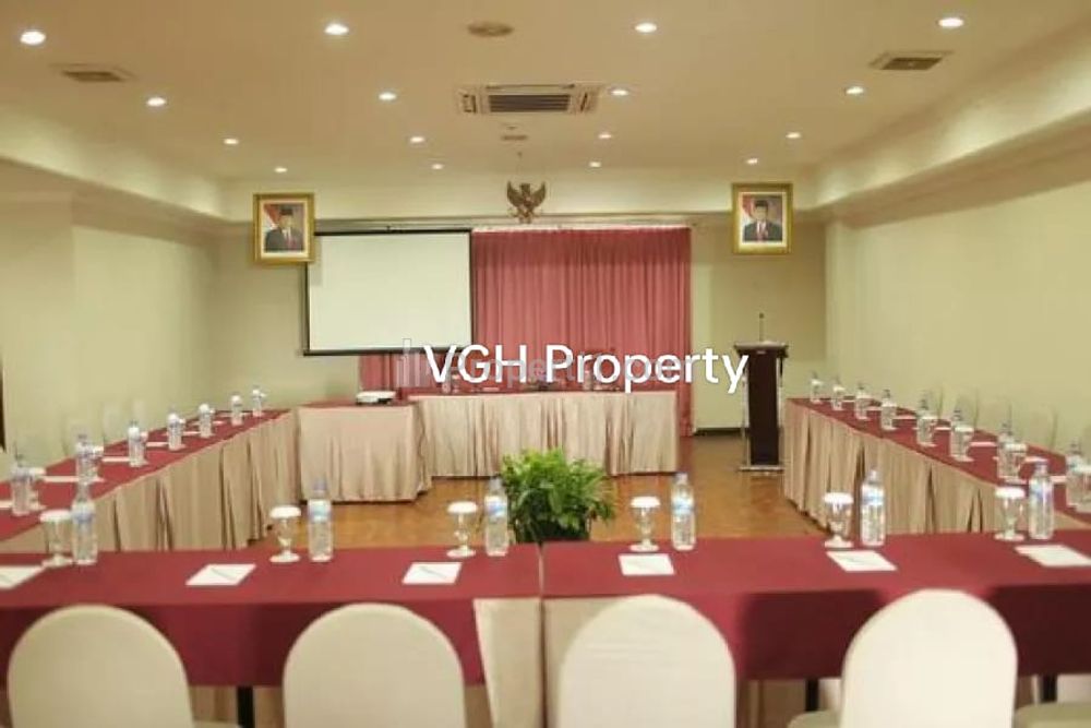 Dijual Ex Hotel Bintang 3 di Surabaya Pusat * MURAH BU *