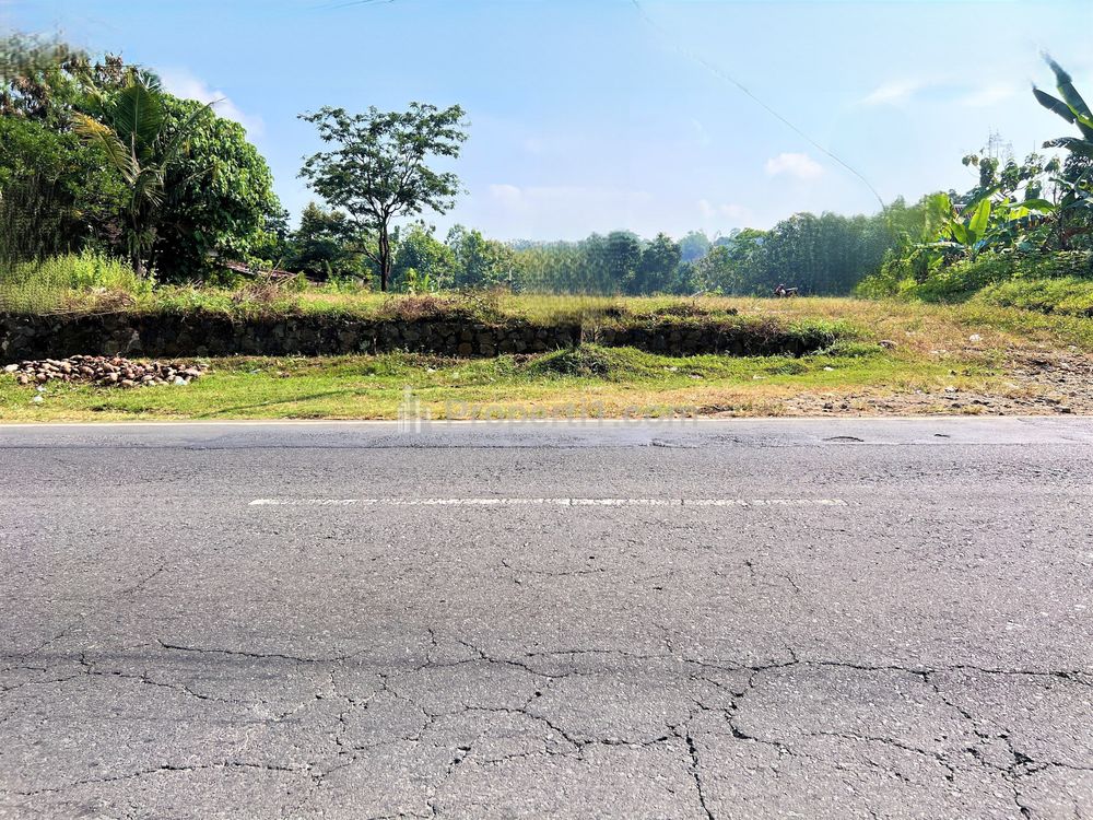 Dijual Tanah Datar 800m² Strategis Jalan Solo - Tawangmangu Karanganyar