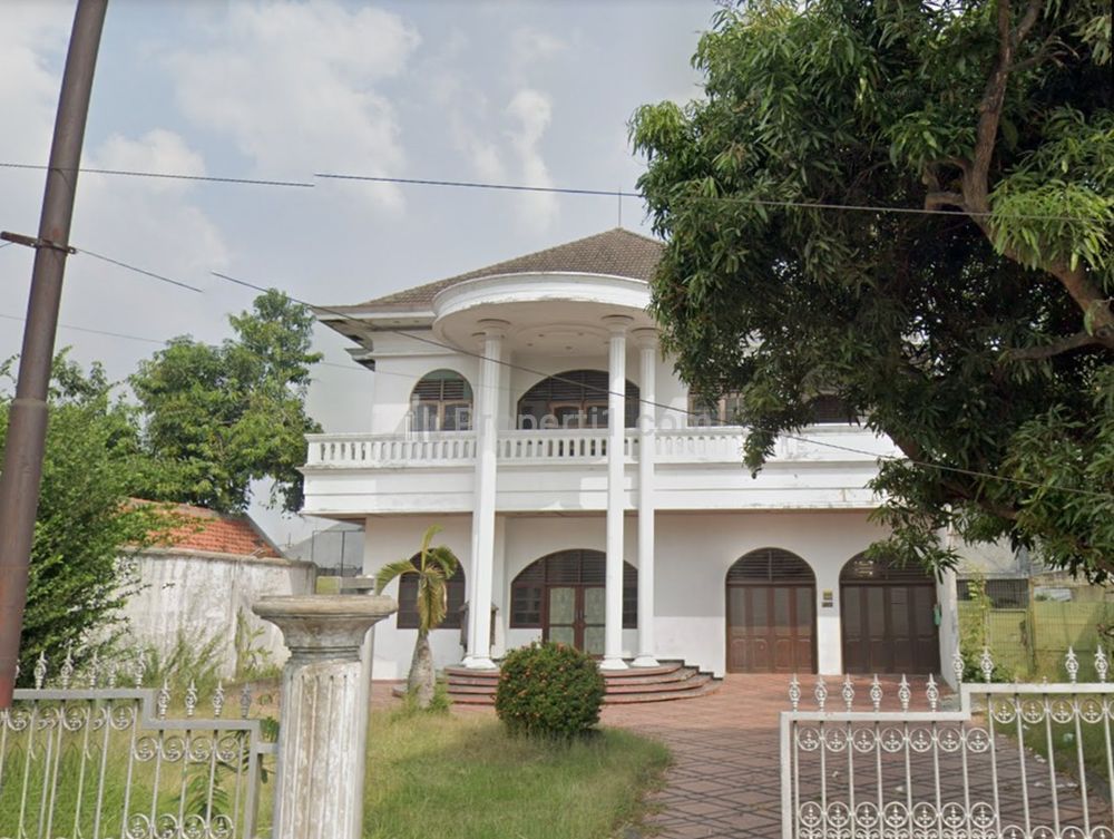 Dijual Rumah Bagus Mewah di Jalan Raya Babat Lamongan Jawa Timur