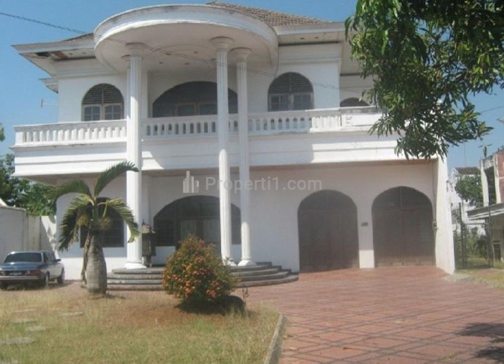 Dijual Rumah Bagus Mewah di Jalan Raya Babat Lamongan Jawa Timur
