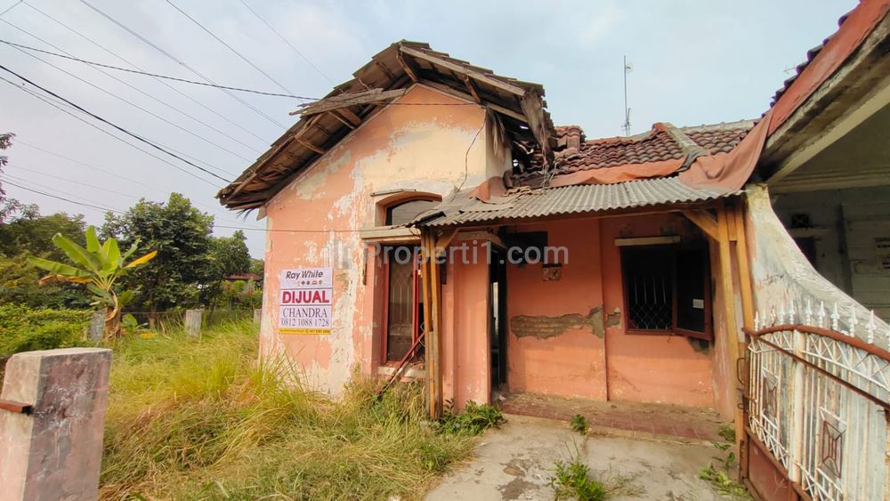 Dijual Rumah Tua Hitung Tanah di Taman Bumyagara Mustika Jaya Bekasi Kota