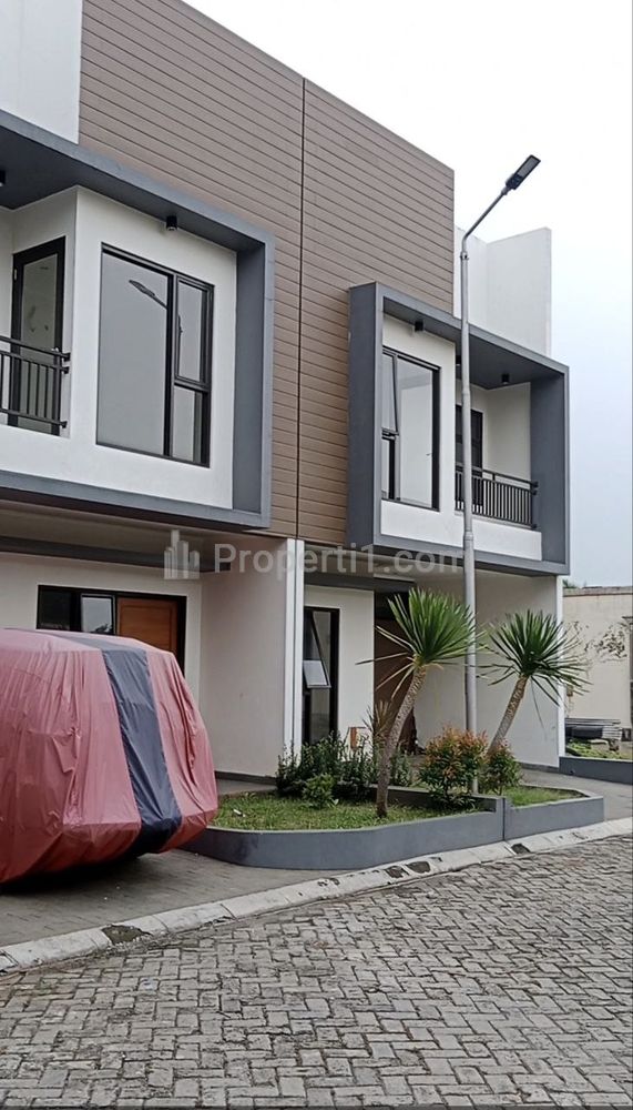 Dijual Hunian Prestisius, Modern, Nyaman, Asri dan Sangat Strategis di Ciracas, Jakarta Timur