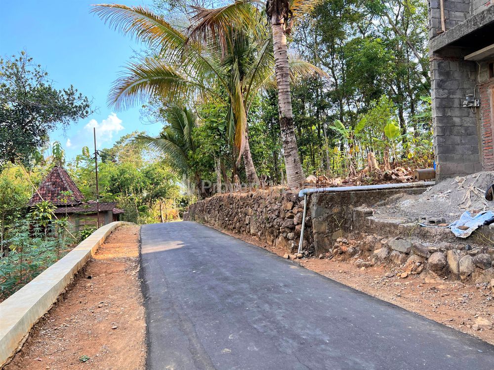 Dijual Rumah 2 Lantai Siap Huni di Barat Pasar Karangpandan Karanganyar Jawa Tengah