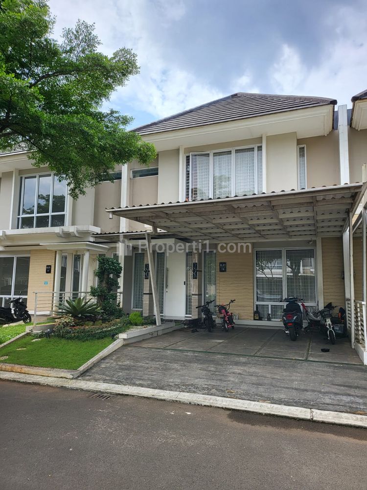 Dijual Rumah Exclusive Full Furnished Tampak 2 Muka Kawasan Cibubur- Jakarta Timur