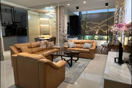 Dijual Rumah Mewah 2 Lantai Full Furnished di Permata Hijau Jakarta Selatan