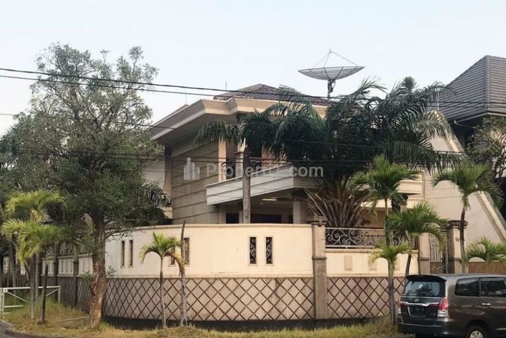 Jual Murah Butuh Uang Rumah Mewah Hook di Perumahan Araya 1 Galaxy Bumi Permai Surabaya