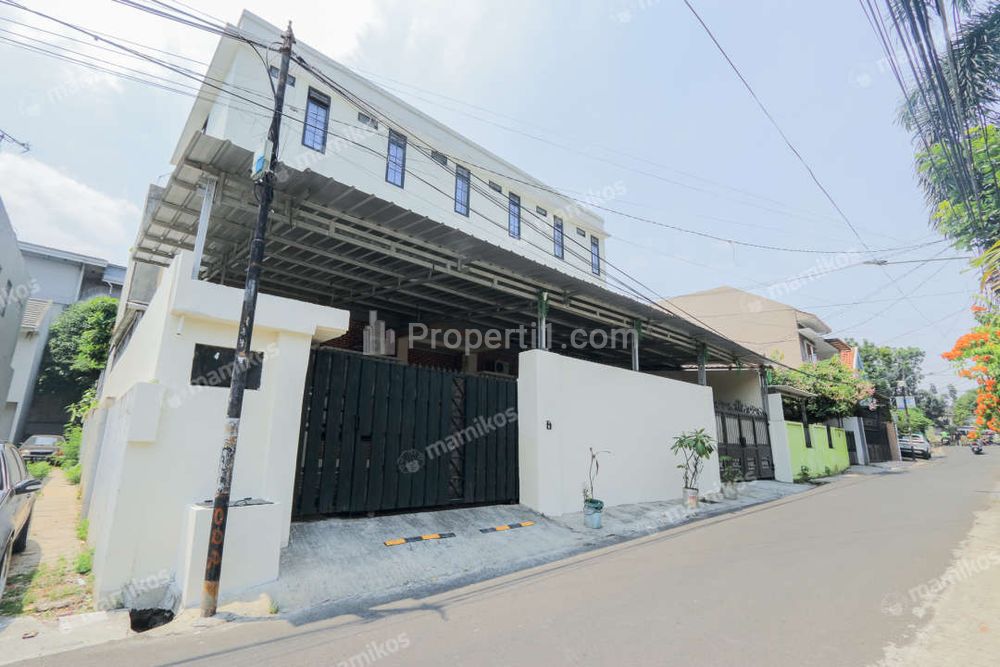 Dijual Rumah Kos-Kosan 3 Lantai 22 Kamar di Jalan Siaga Pejaten Jakarta Selatan