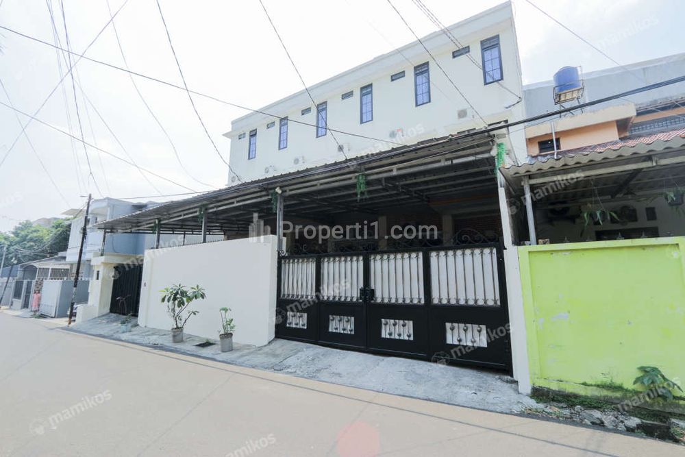 Dijual Rumah Kos-Kosan 3 Lantai 22 Kamar di Jalan Siaga Pejaten Jakarta Selatan