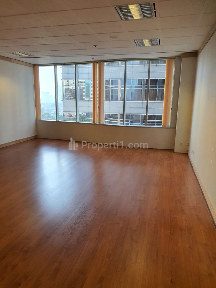 Sewa Office Space Menara Sudirman SCBD Jakarta Selatan - Luas 218 m2
