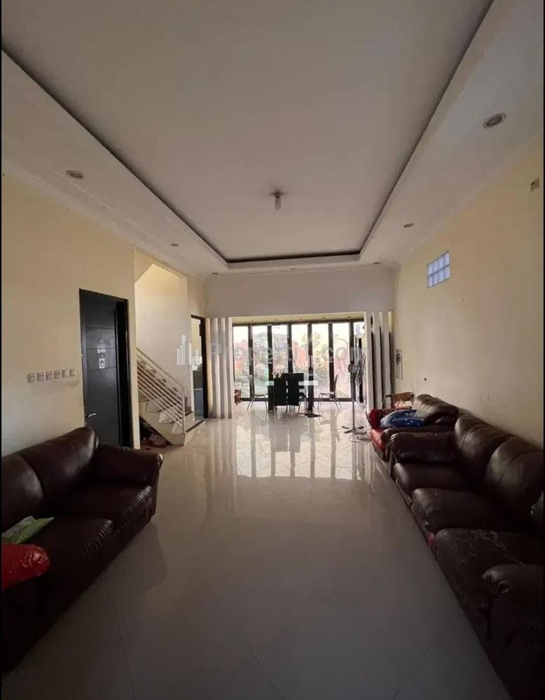 Dijual Rumah 3 Lantai Full Furnished di Kayu Manis, Matraman, Jakarta Timur