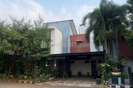 Dijual Murah Butuh Uang (BU) Rumah 2 Lantai di Perumahan Fenomerad Residence Pondok Labu Jakarta Selatan