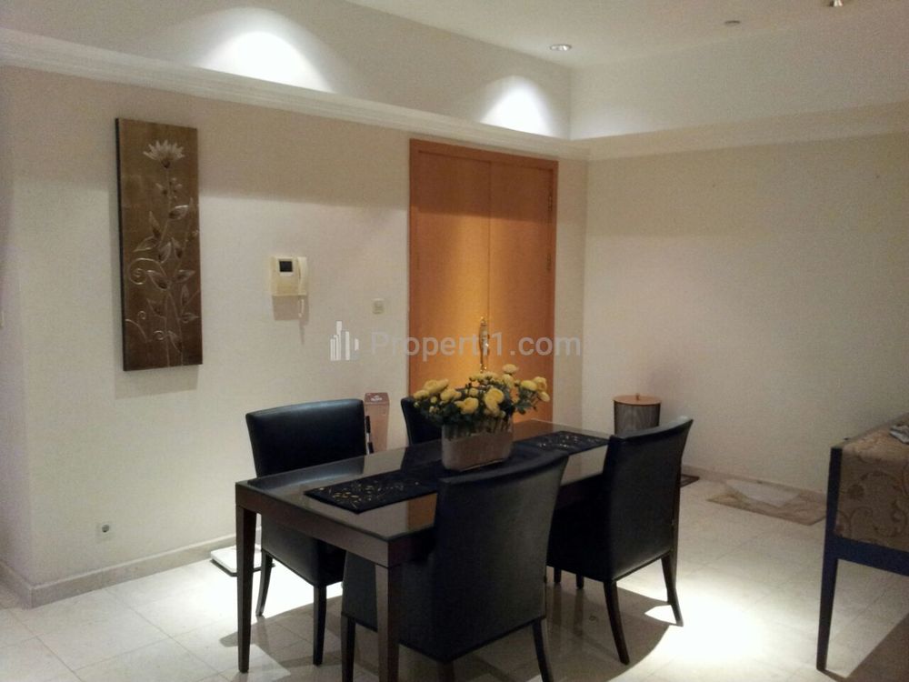 TERMURAH - Jual Apartemen Sudirman Mansion Jakarta Selatan - 3 BR 145m2 Rp 5.3 Milyar - Branded Full Furnished