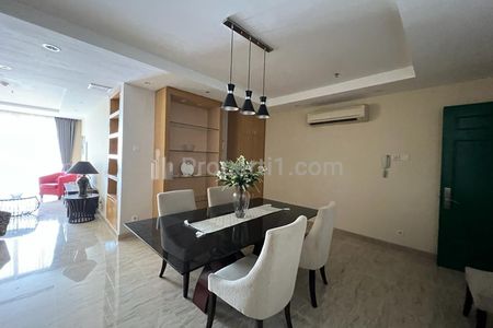 Jual Apartement FX Residence Sudirman - 3+1 BR Furnished, Private Lift