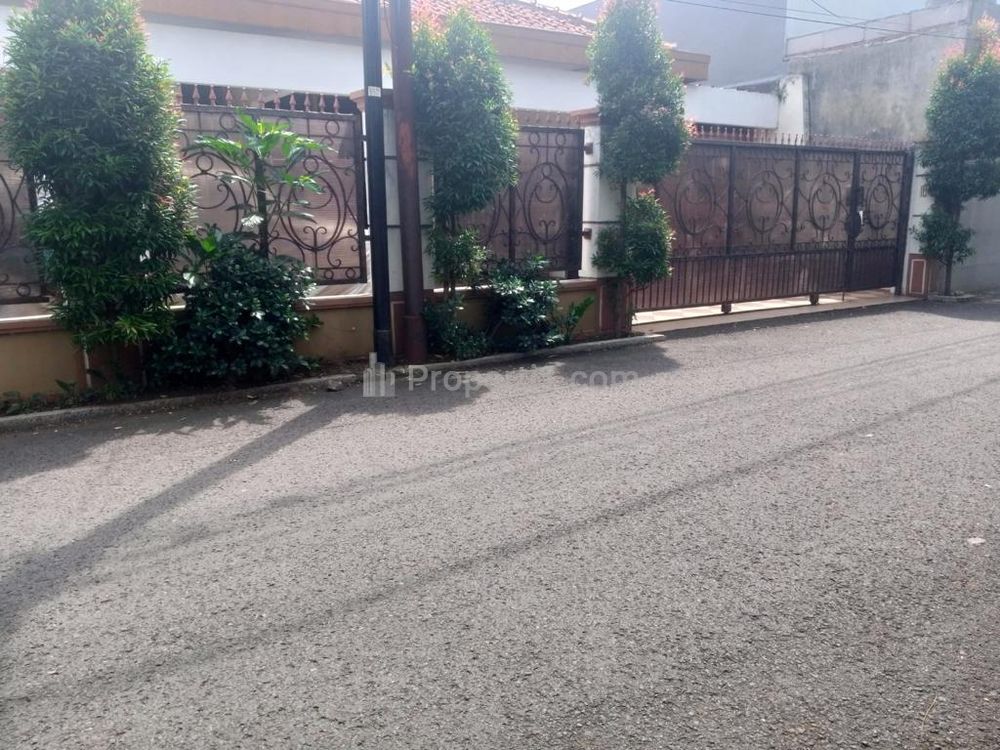 Rumah Dijual di Cilandak di Jakarta Selatan, dekat TB Simatupang