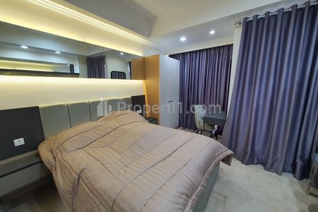 For Rent Apartment Menteng Park in Cikini, Central Jakarta - Studio Fully Furnished