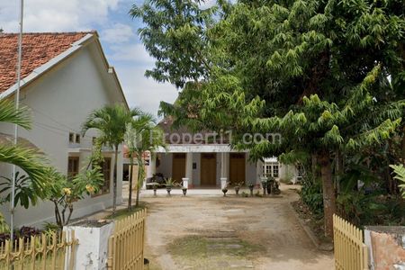 Jual Rumah Tua Sangat Bagus di Kepanjin Sumenep