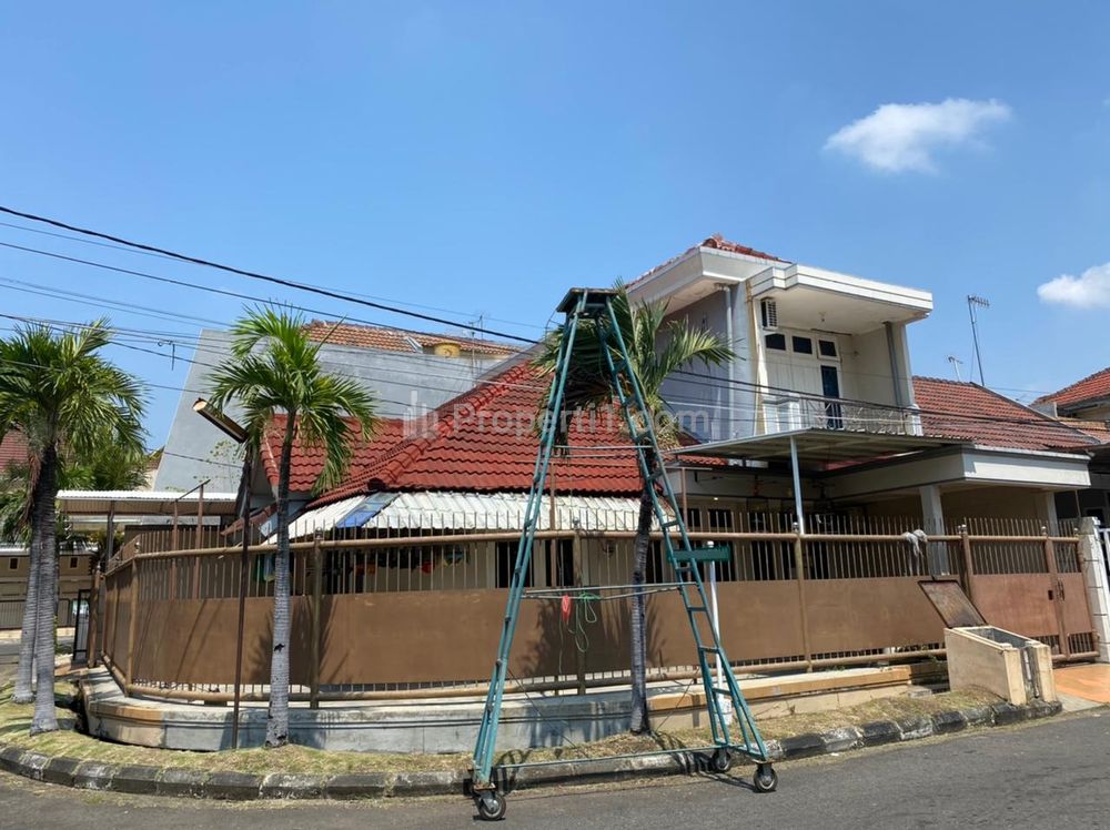 Jual Rumah Pojok SHM di Jalan Sutorejo Prima Utara, Mulyorejo, Surabaya