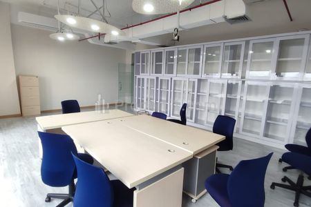 Disewakan Ruang Kantor Semi Furnished di L’avenue Office Building Pancoran Jakarta Selatan