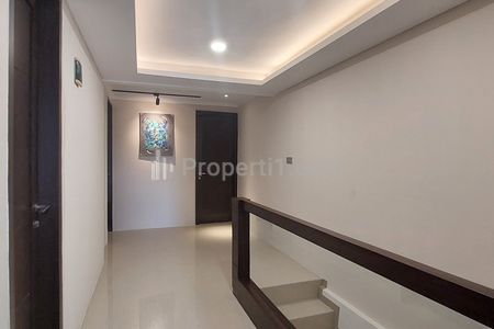 Disewakan Ruang Usaha Lantai 4 di Jl. Dr. Radjiman No 1, Pasir Kaliki, Bandung