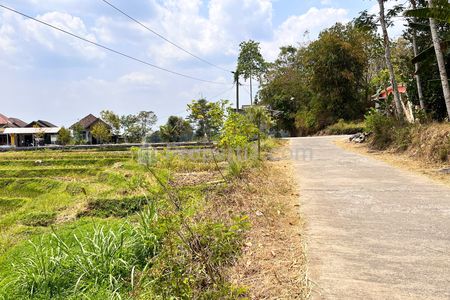Dijual Tanah 1000m2 Siap Dibangun Villa di Karangpandan, Karanganyar