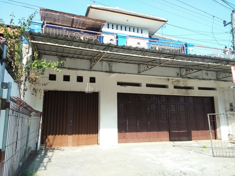 Rumah Disewakan di Giwangan Umbulharjo, Pinggir Jalan, dekat Terminal, Daerah Ramai, Strategis, Cocok untuk Kantor
