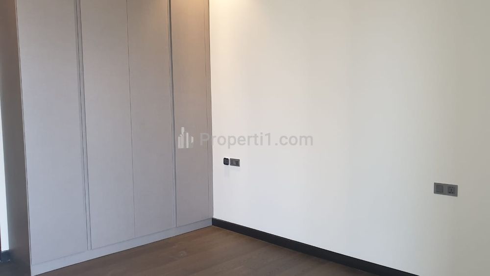 For Sale Apartment Pakubuwono Menteng 3 Bedrooms Semi Furnished