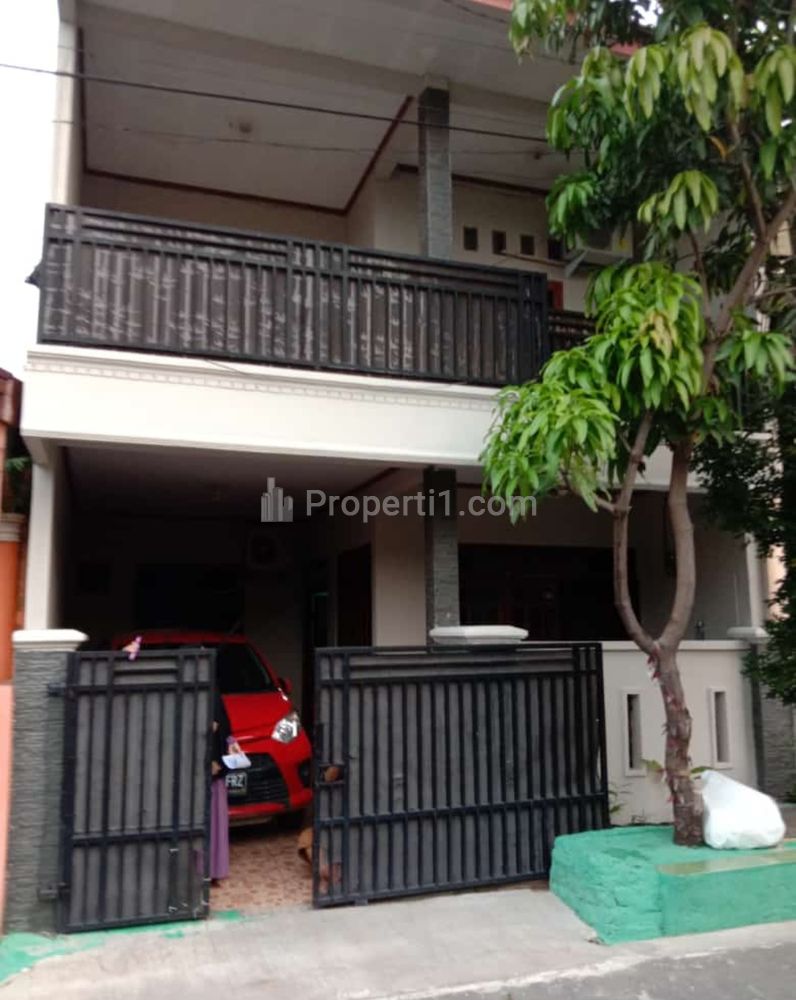 Dijual Cepat Rumah 2 Lantai, Bagus Terawat, Harga Murah di Wilayah Bekasi - Perumahan Regency 2 Wanasari Cibitung