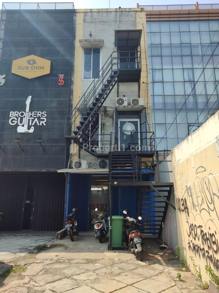 Dijual CEPAT & MURAH Ruko 3 Lantai di RC Veteran Bintaro Pesanggrahan Jakarta Selatan